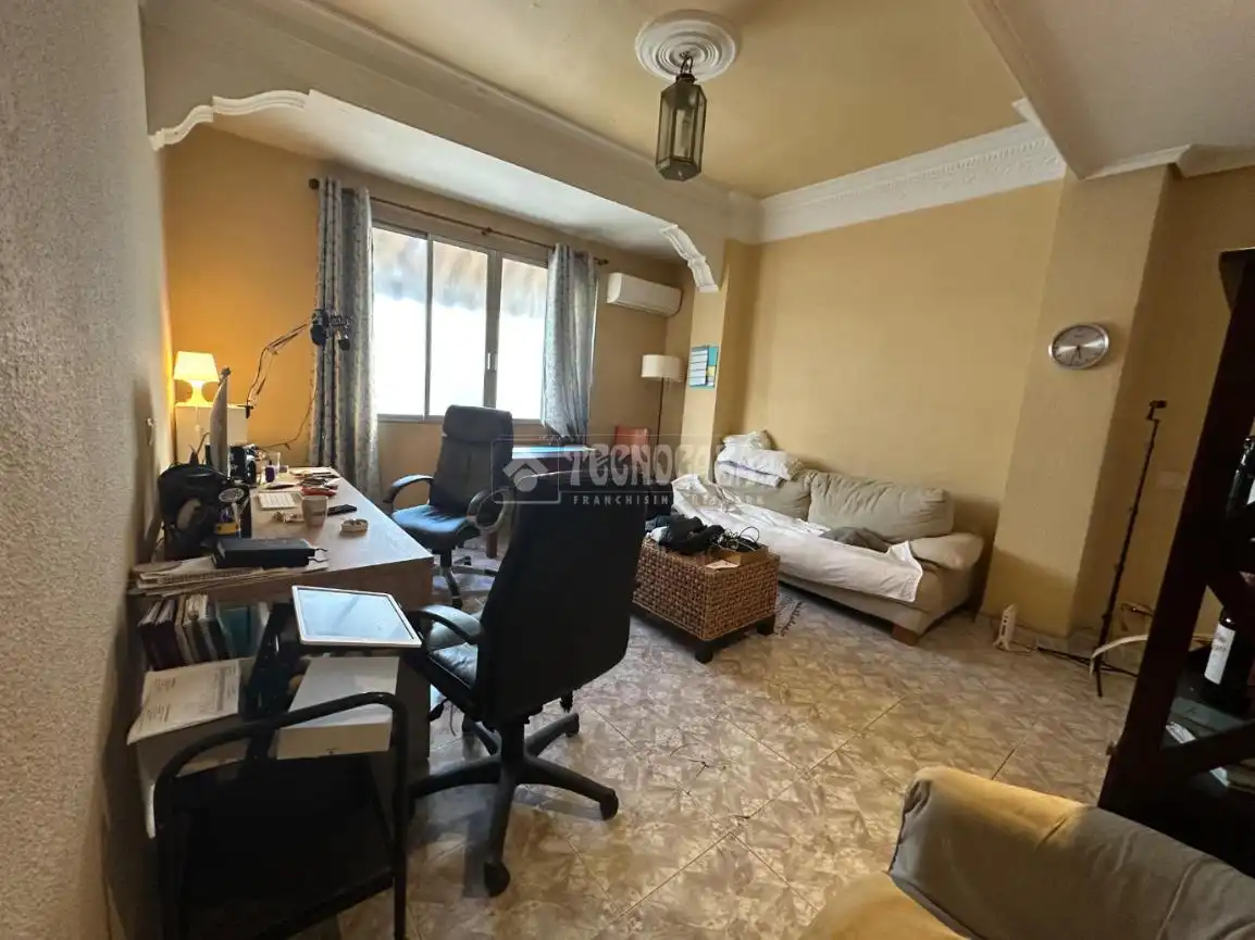Piso en venta en Valencia con Balcón