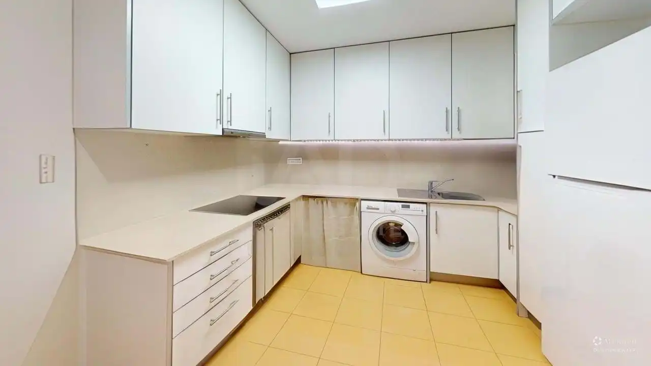 Küche von Wohnung zum Verkauf in Canet de Mar mit Klimaanlage, Heizung und Terrasse