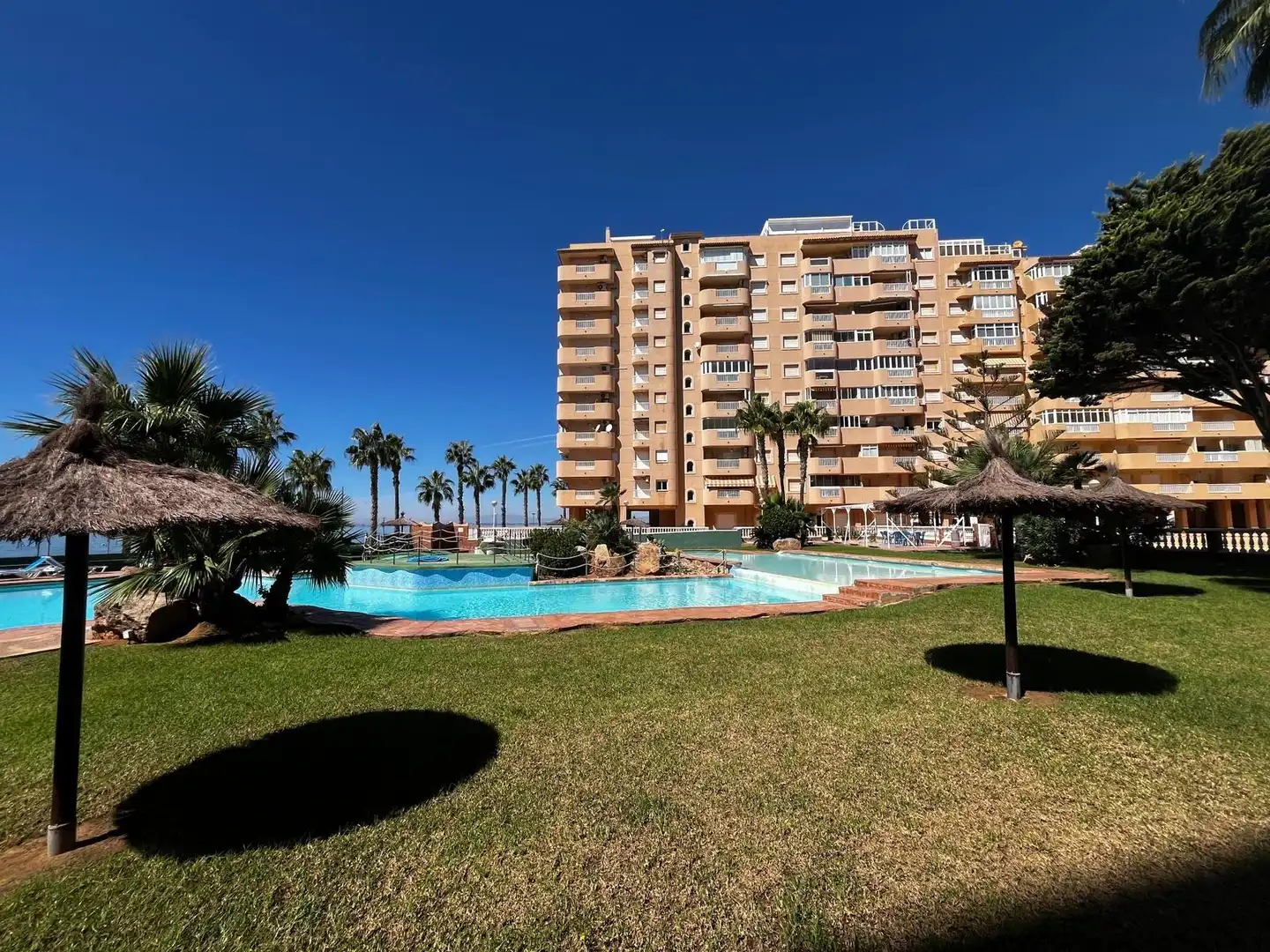 Piscina de Apartament en venda en Tomás Maestre