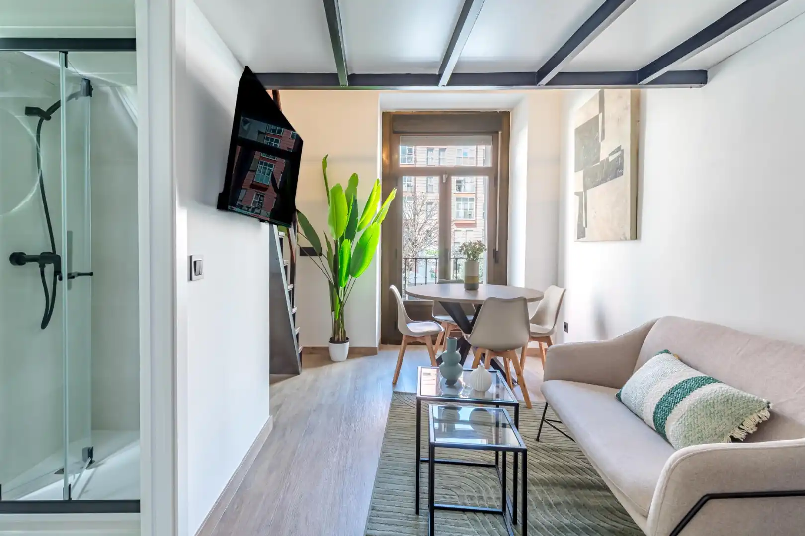 Sala de estar de Piso de alquiler en Madrid con Aire acondicionado, Calefacción y Amueblado