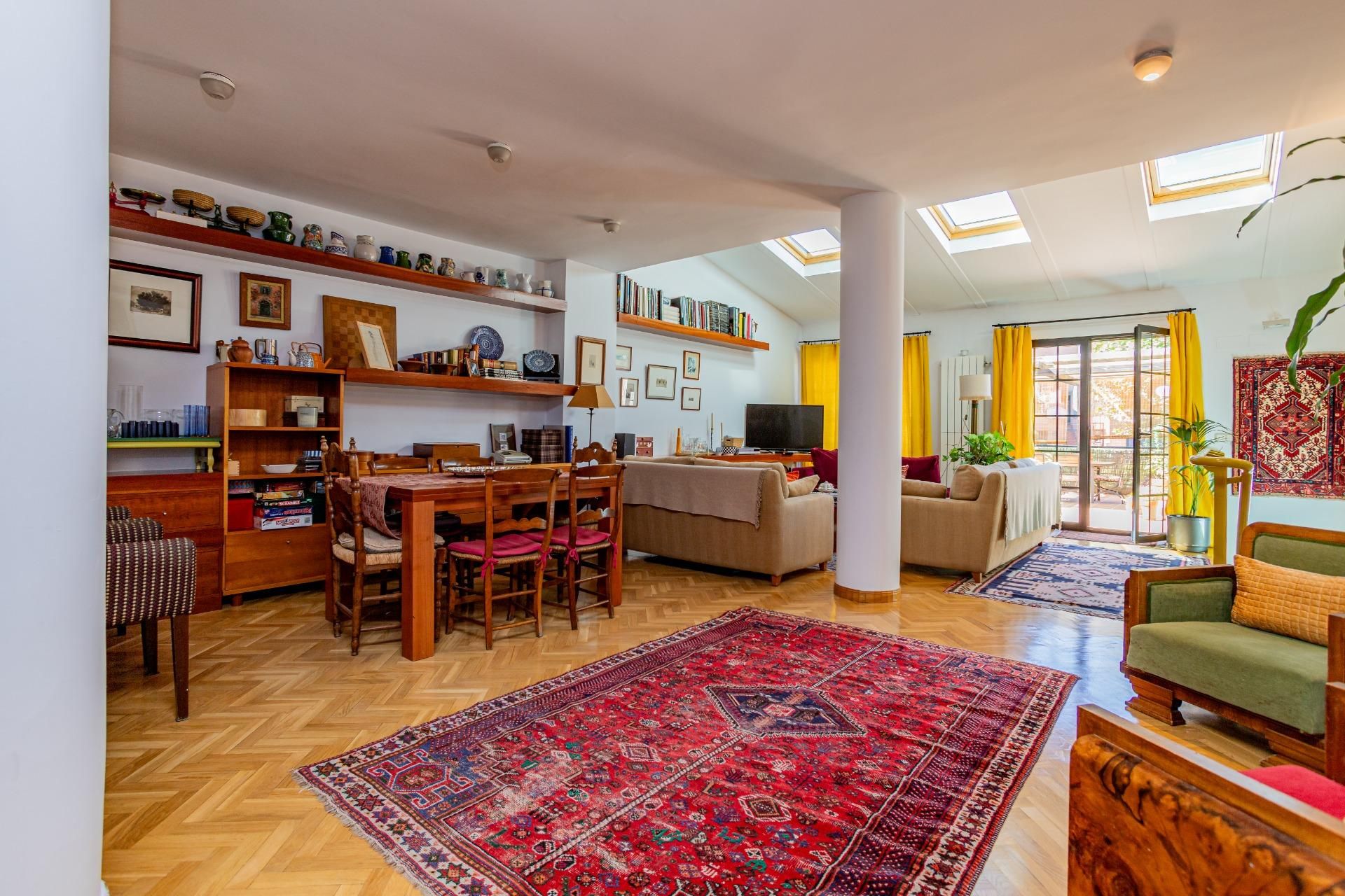 Living room of Single-family semi-detached for sale in Tres Cantos  with Air Conditioner, Heating and Private garden