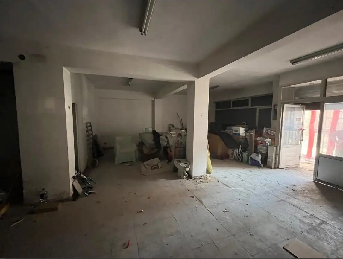Business premises for sale in Calle Pingüino, imagen 5