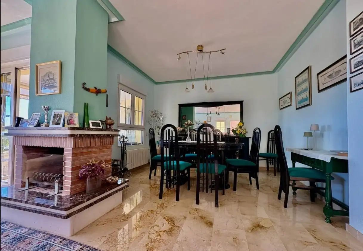 Chalet con terraza en venta en Calle canal de la mancha 19, imagen 16