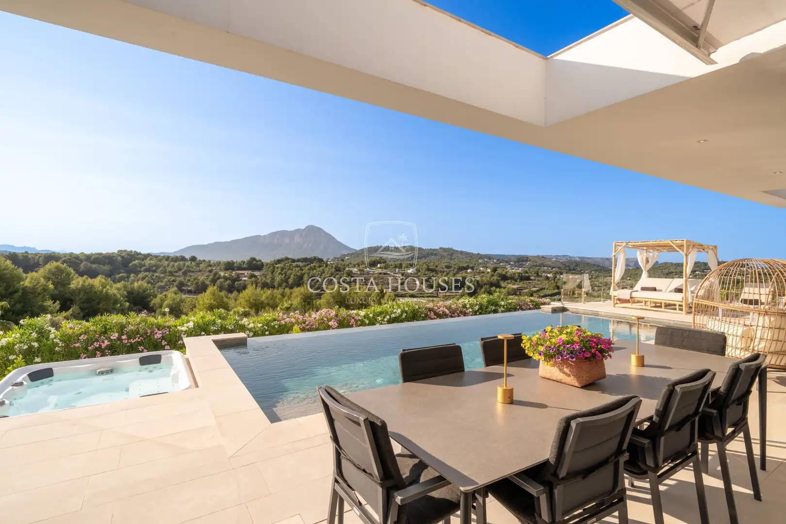 Terrace of Houses for sale in Jávea / Xàbia  with Air Conditioner, Private garden and Terrace