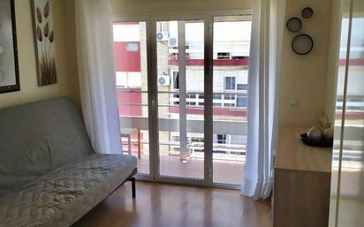 Bedroom of Flat for sale in  Sevilla Capital