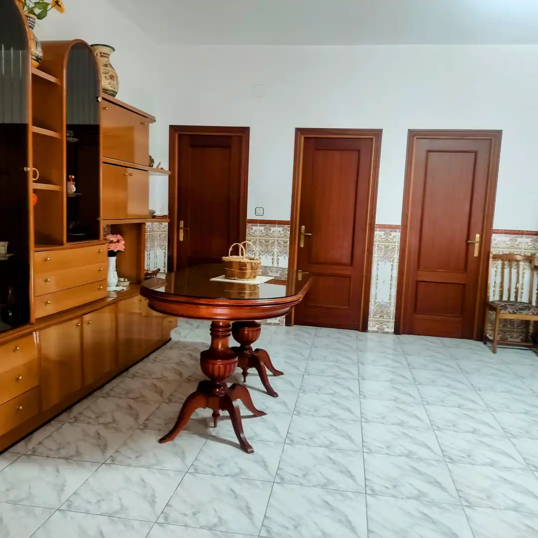 Casa adosada en venta en Jarandilla de la Vera con Amueblado