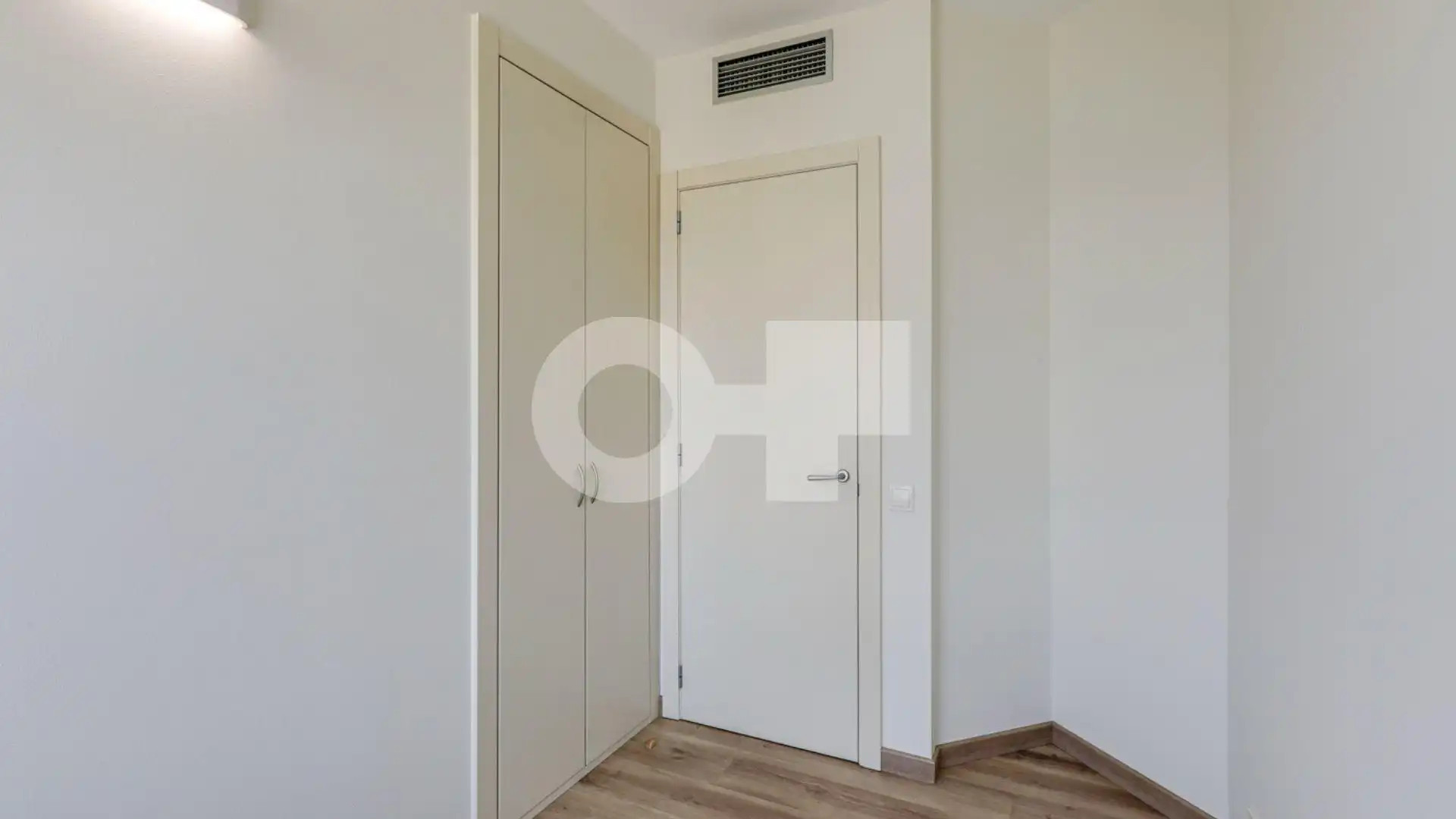 Wohnungen zum Verkauf in Barcelona mit Heizung, Terrasse und Abstellraum