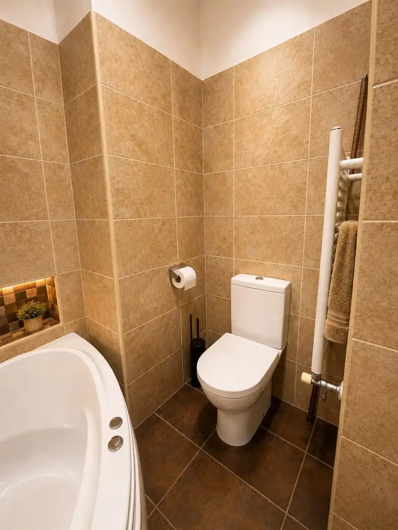 Baño de Casa adosada en venta en Riotuerto con Calefacción y Terraza