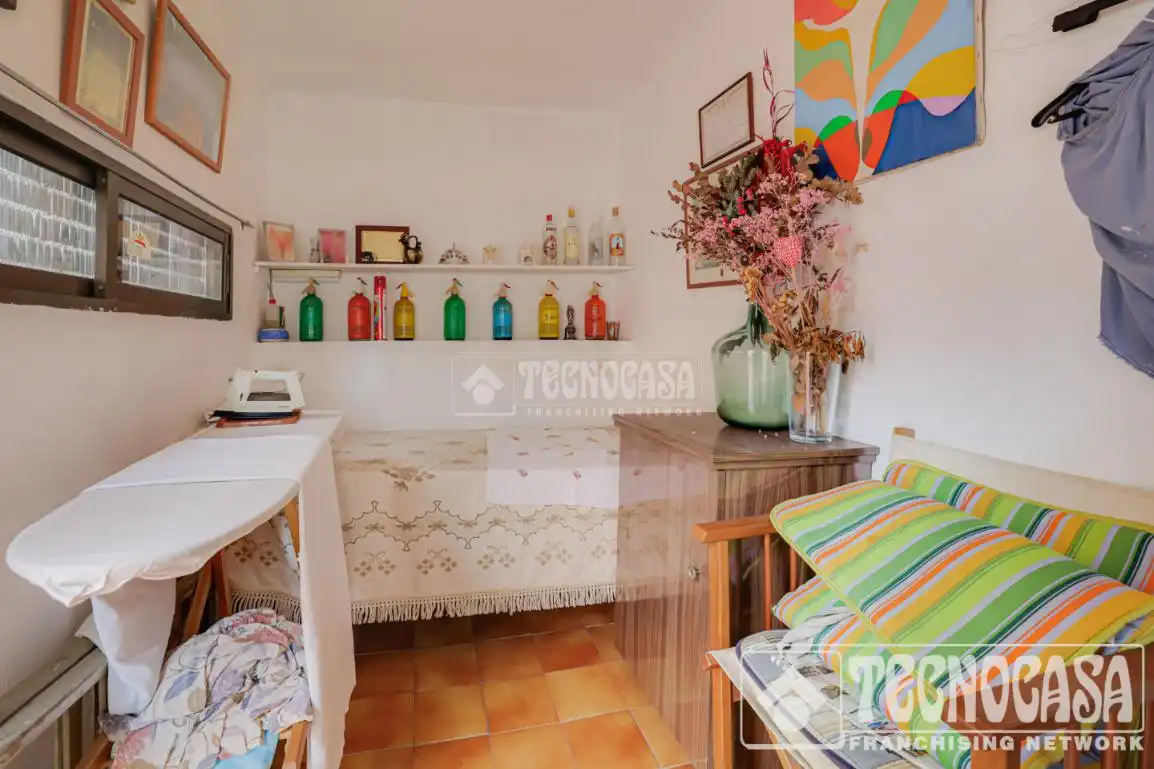 Jardín de Casa adosada en venta en Santa Coloma de Gramenet con Aire acondicionado, Calefacción y Parquet