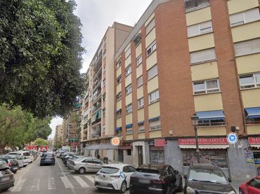 Pis amb ascensor en venda a Carrer de Jerónima Galés 35