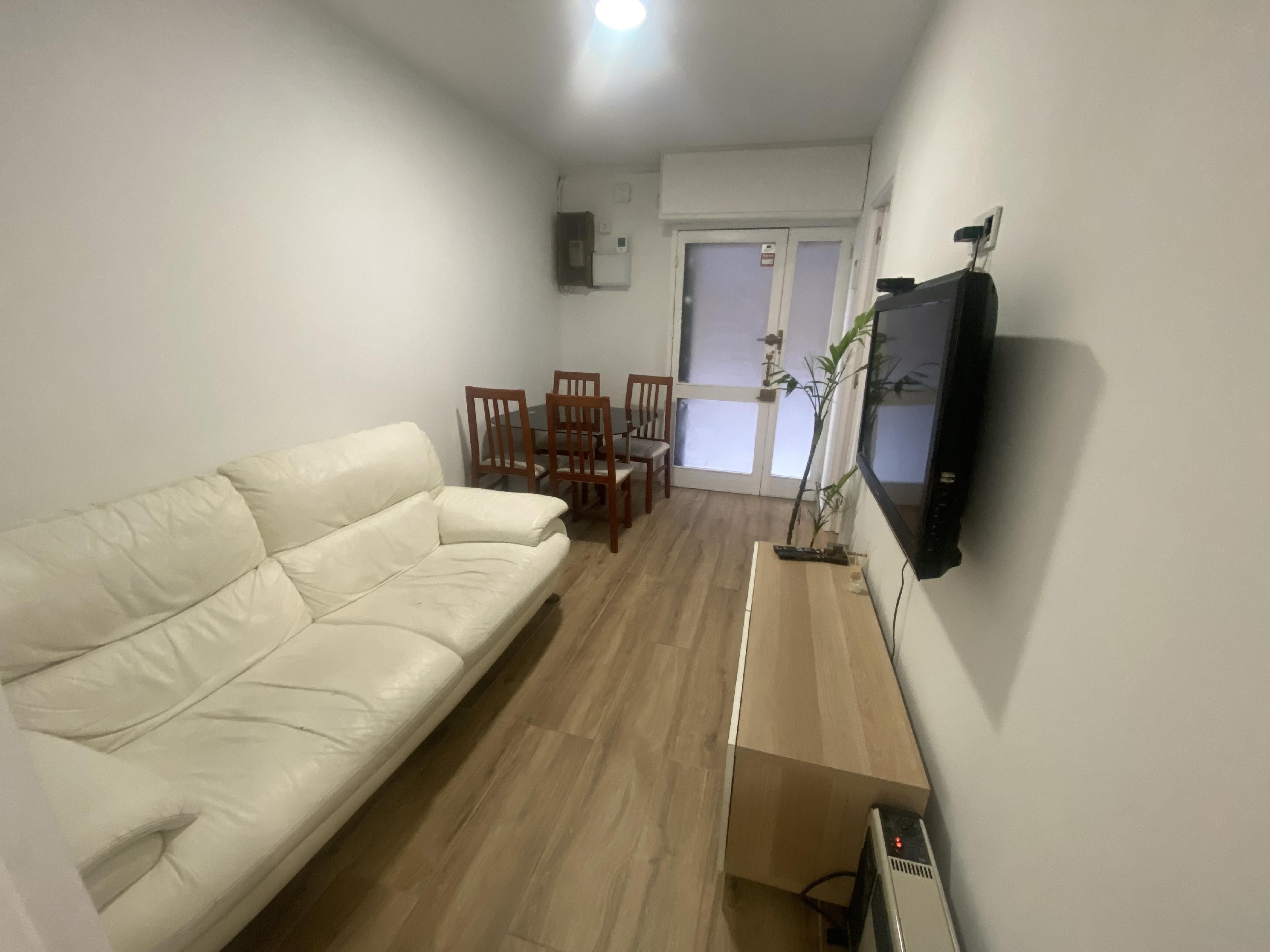 Sala de estar de Planta baja en venta en Montcada i Reixac