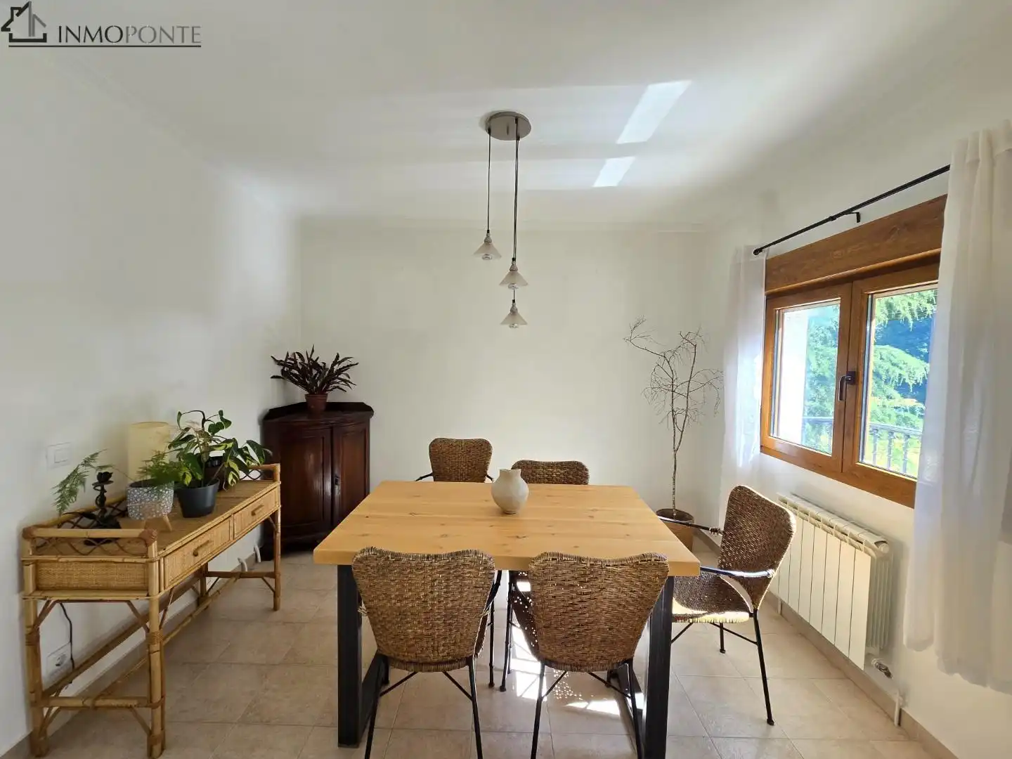 Comedor de Casa o chalet en venta en Cerdedo con Calefacción, Jardín privado y Terraza