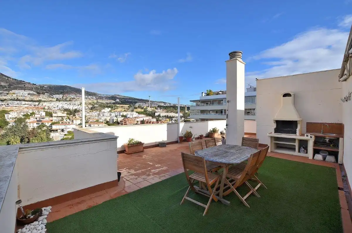 Terraza de Ático en venta en Benalmádena con Terraza, Trastero y Piscina comunitaria