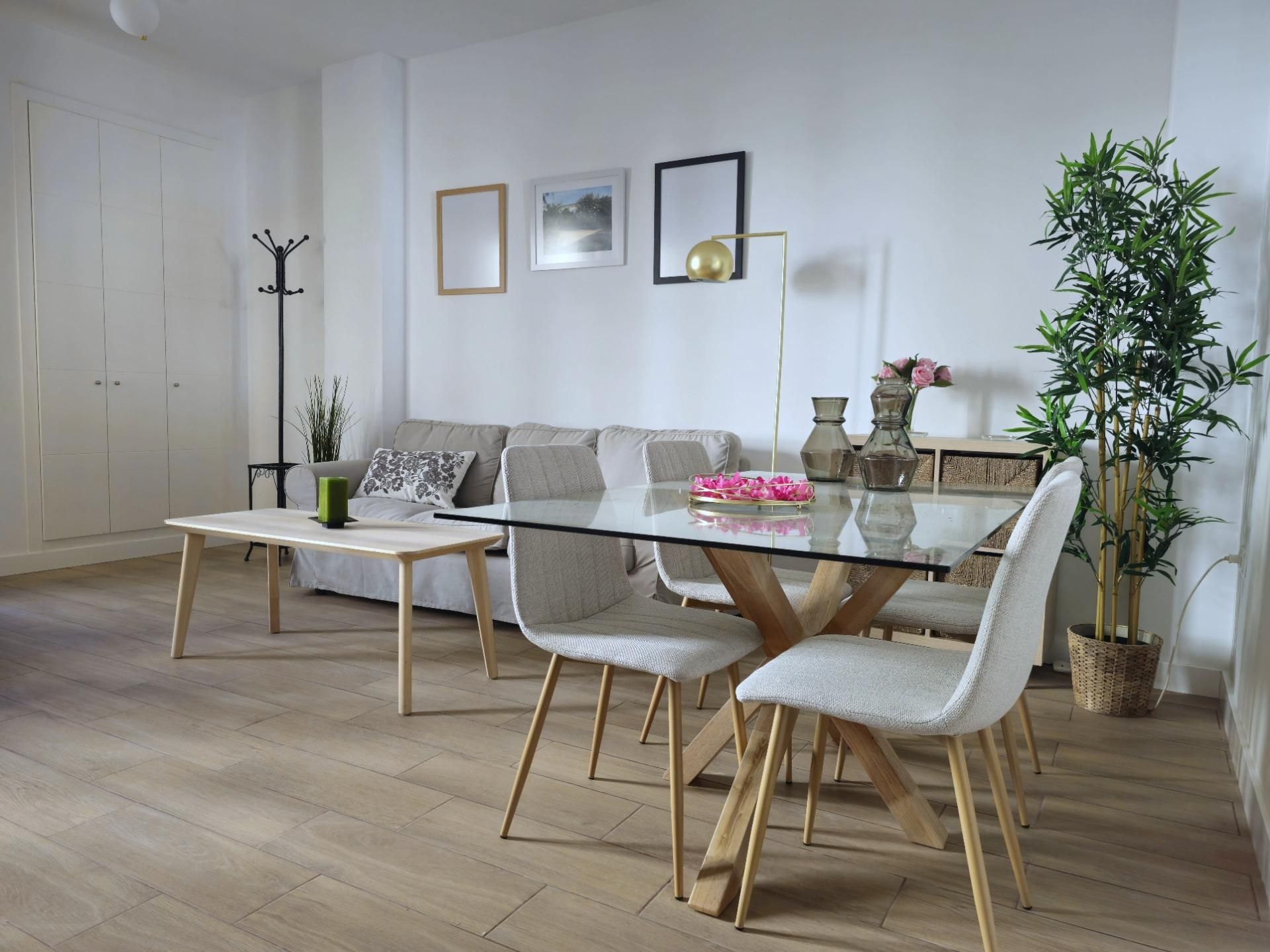 Dining room of Flat to rent in  Sevilla Capital  with Air Conditioner, Heating and Terrace