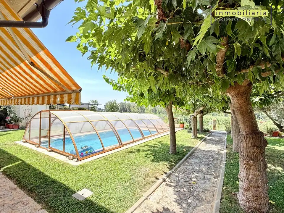 Piscina de Casa o xalet en venda en Zuera amb Aire condicionat, Calefacció i Jardí privat
