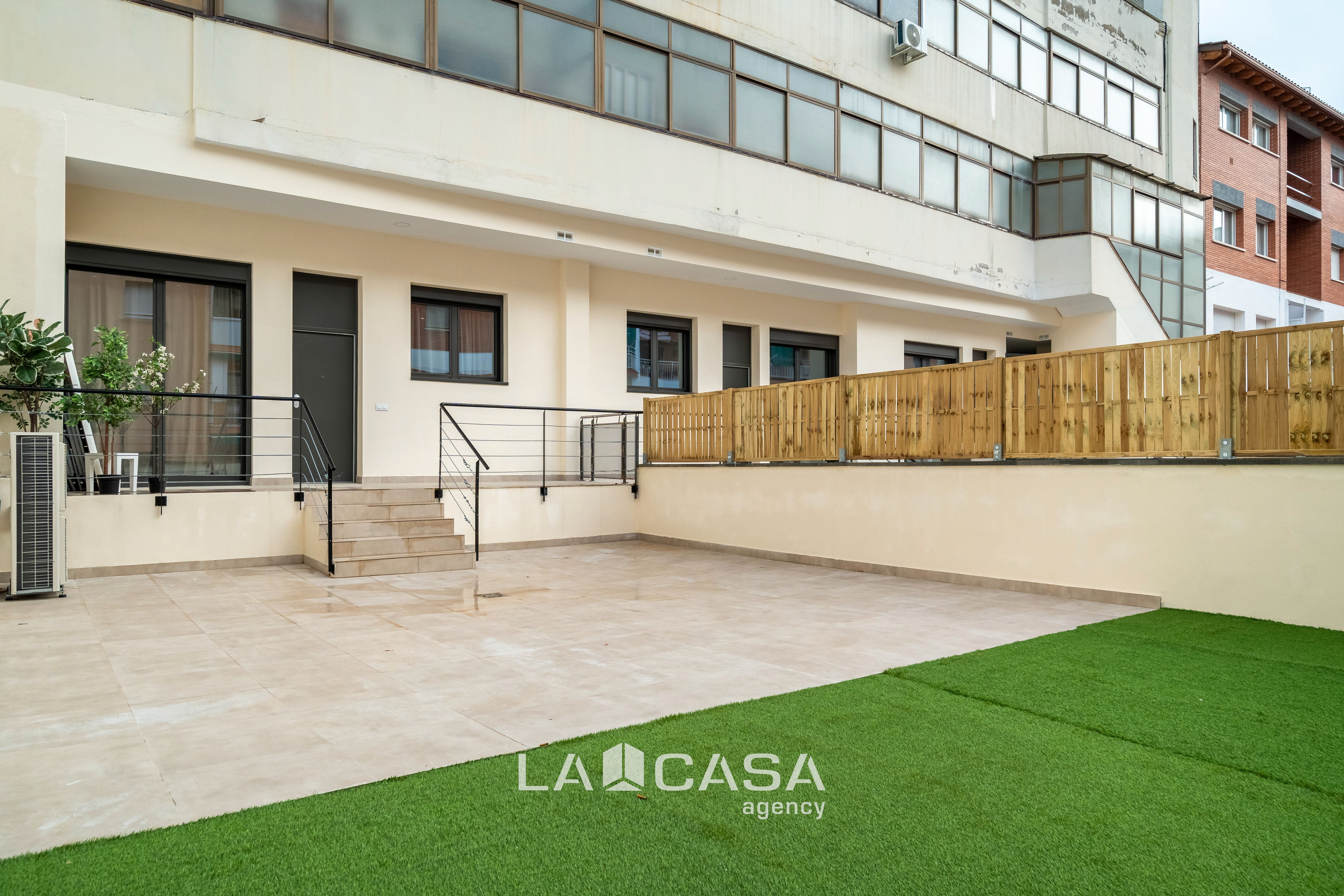 Terrassa de Pis en venda en Castelldefels amb Calefacció i Terrassa