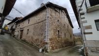 Vista exterior de Casa o xalet en venda en Ergoiena amb Jardí privat