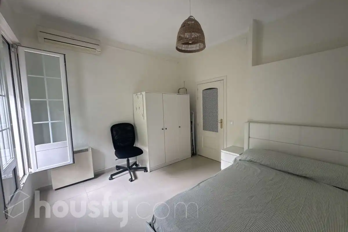 Dormitori de Pis de lloguer en Madrid amb Aire condicionat, Calefacció i Parquet