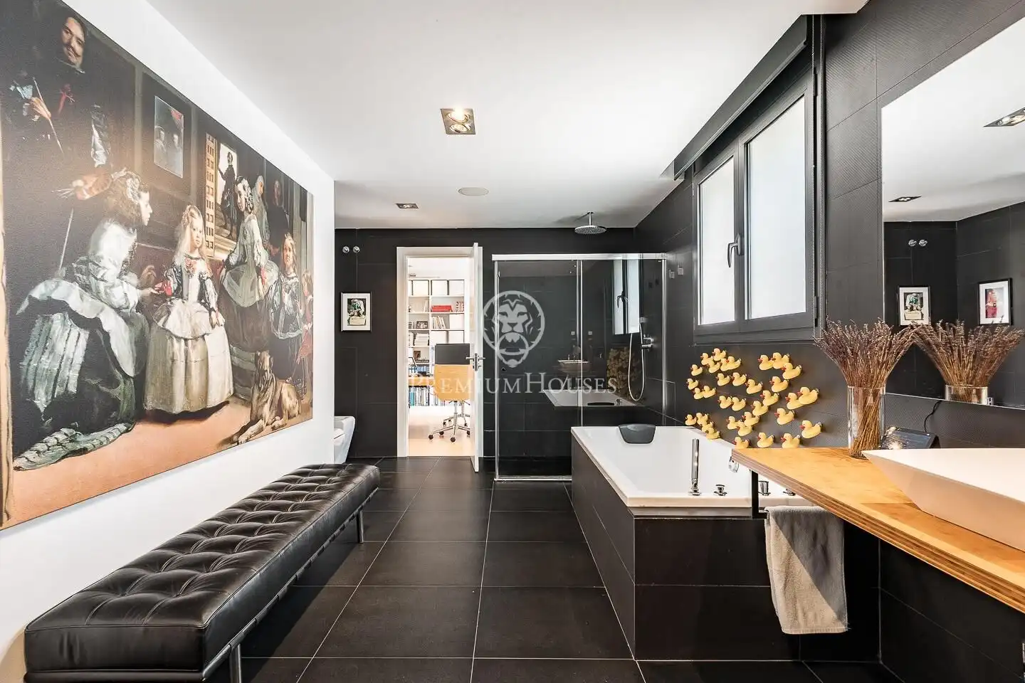 Bathroom of Houses for sale in Sant Cugat del Vallès  with Air Conditioner, Heating and Private garden
