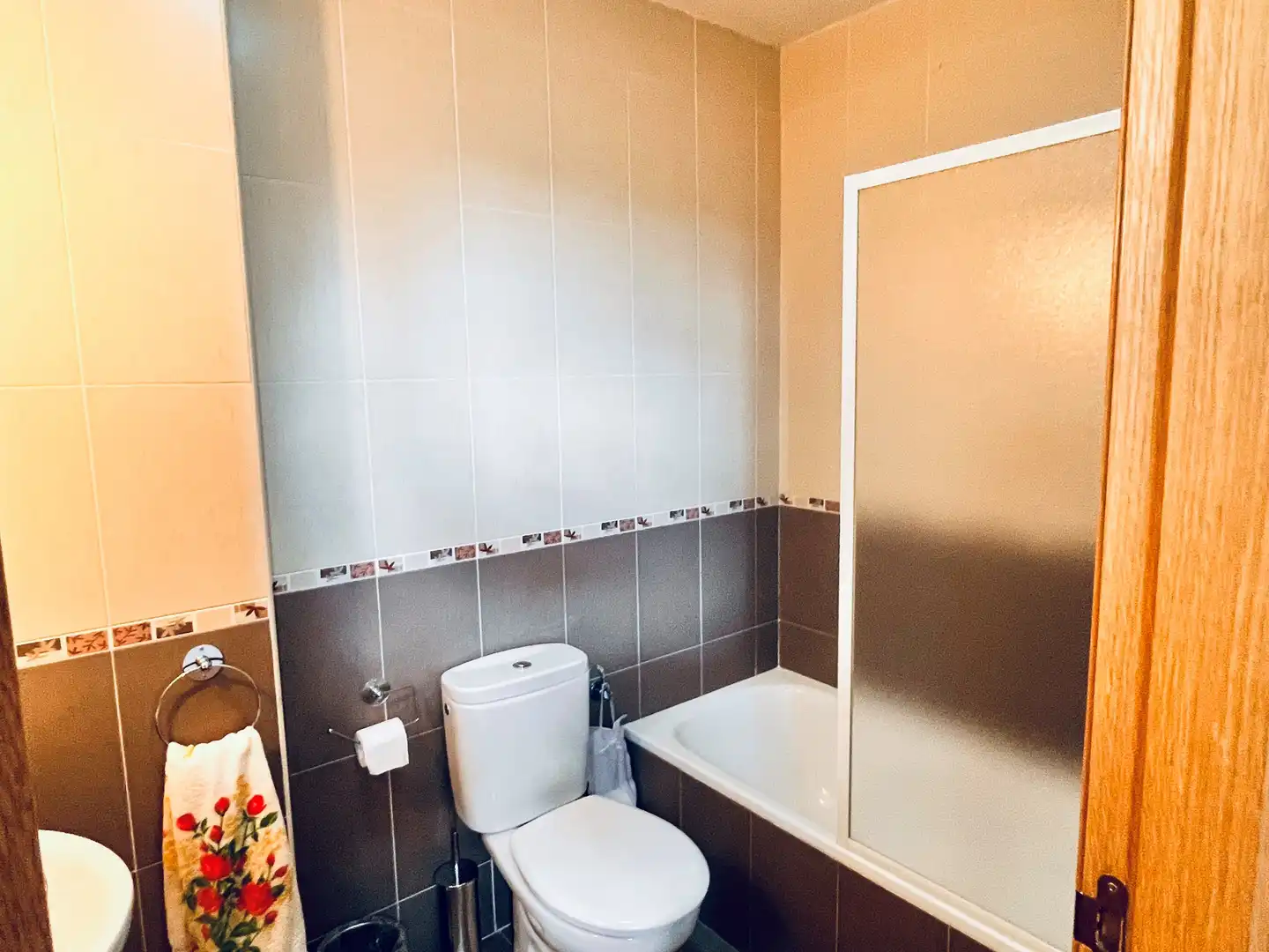 Baño de Casa adosada en venta en Herradón de Pinares con Calefacción