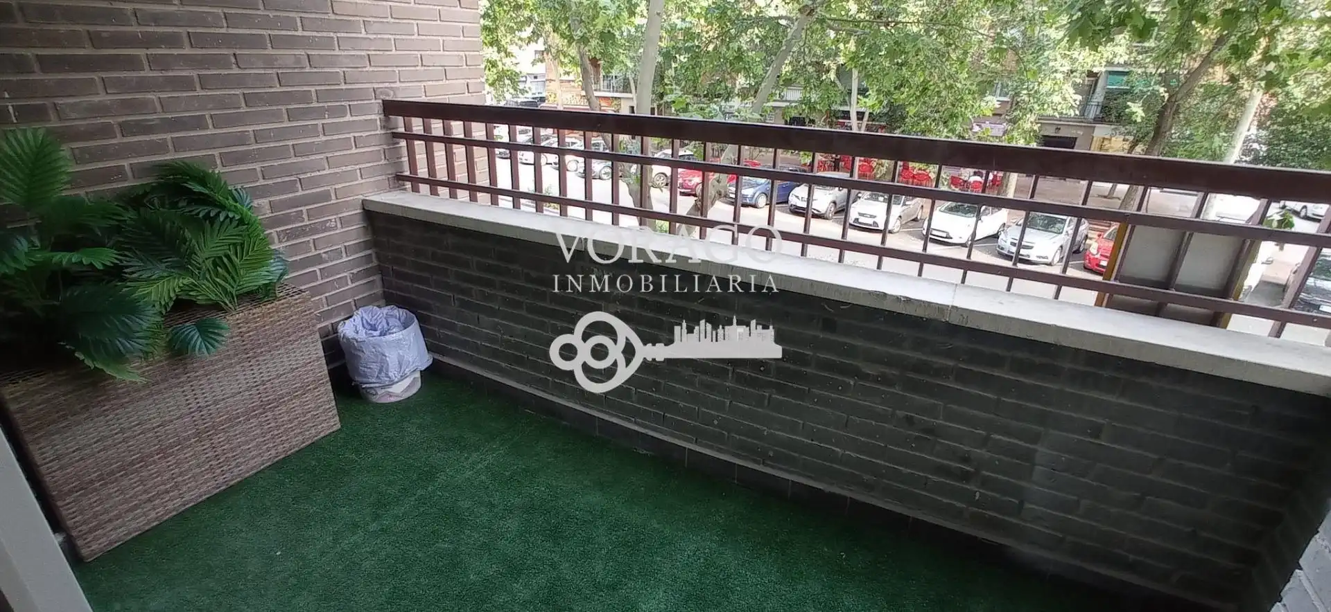 Terraza de Piso para compartir en Pryconsa - Juan de Austria