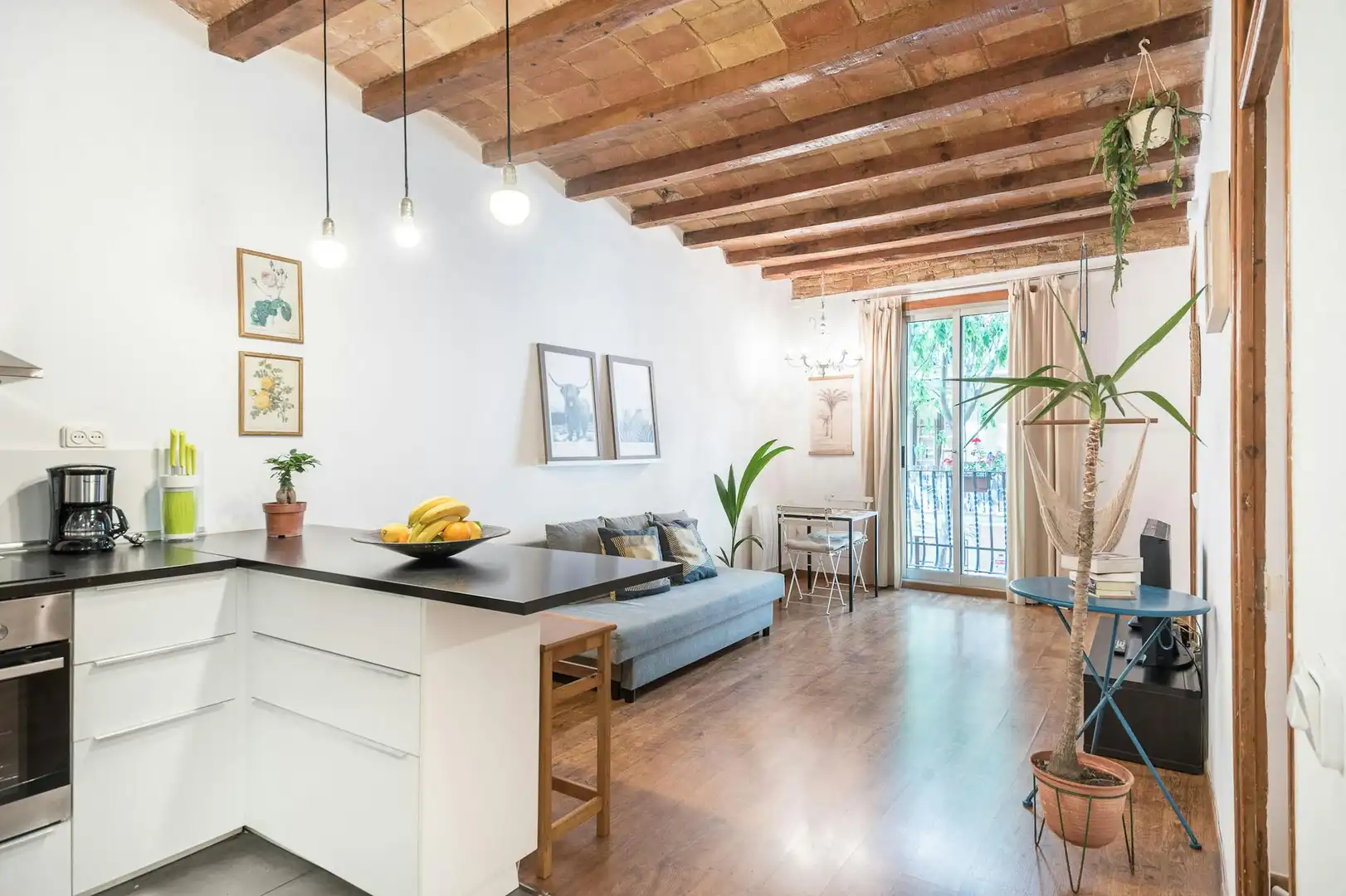 Living room of Flat for rent in Barcelona  with Heating, Furnished and Washing machine