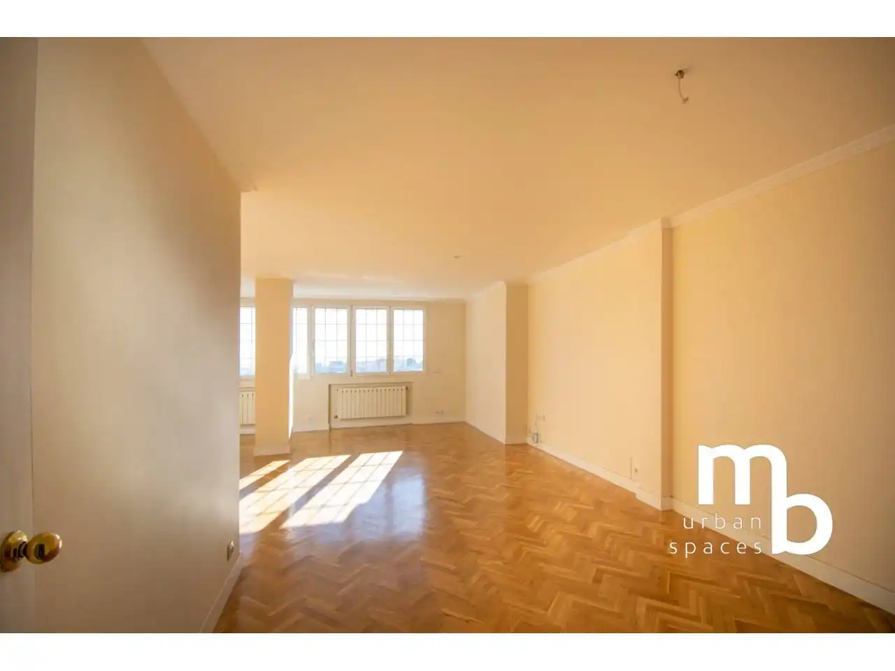Sala de estar de Piso de alquiler en Madrid con Aire acondicionado, Calefacción y Parquet