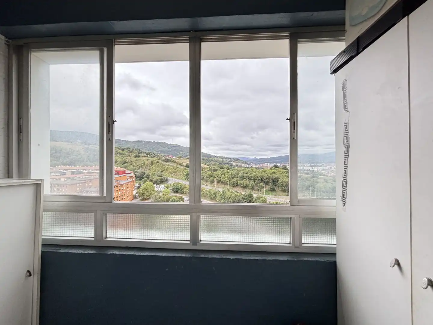 Dormitori de Pis en venda en Bilbao  amb Calefacció, Terrassa i Balcó