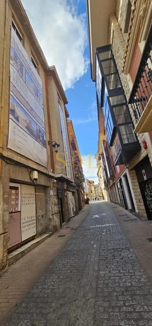 Immobles singulars en venda a Casco Antiguo, imagen 14