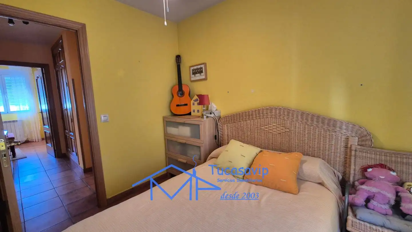 Habitación de Piso en venta en Pelayos de la Presa con Terraza y Piscina