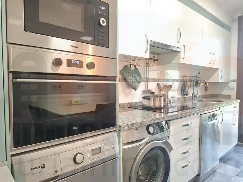 Cocina de Casa o chalet en venta en Sariego con Calefacción, Terraza y Trastero