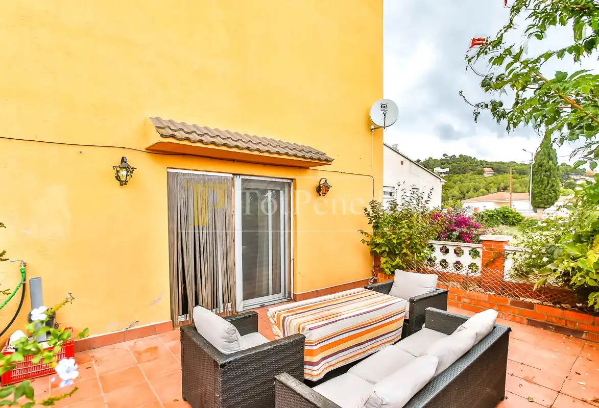 Terrace of Houses for sale in Torrelles de Foix  with Air Conditioner, Heating and Private garden