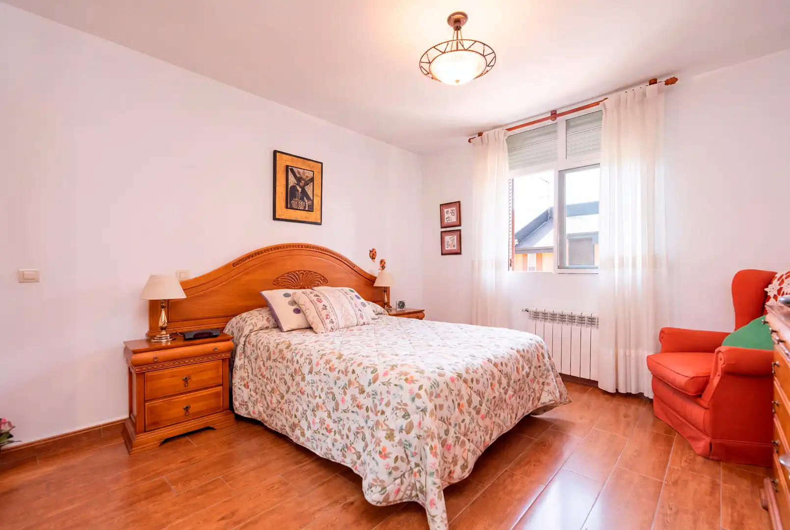 Habitación de Casa adosada en venta en Alpedrete con Calefacción, Jardín privado y Trastero