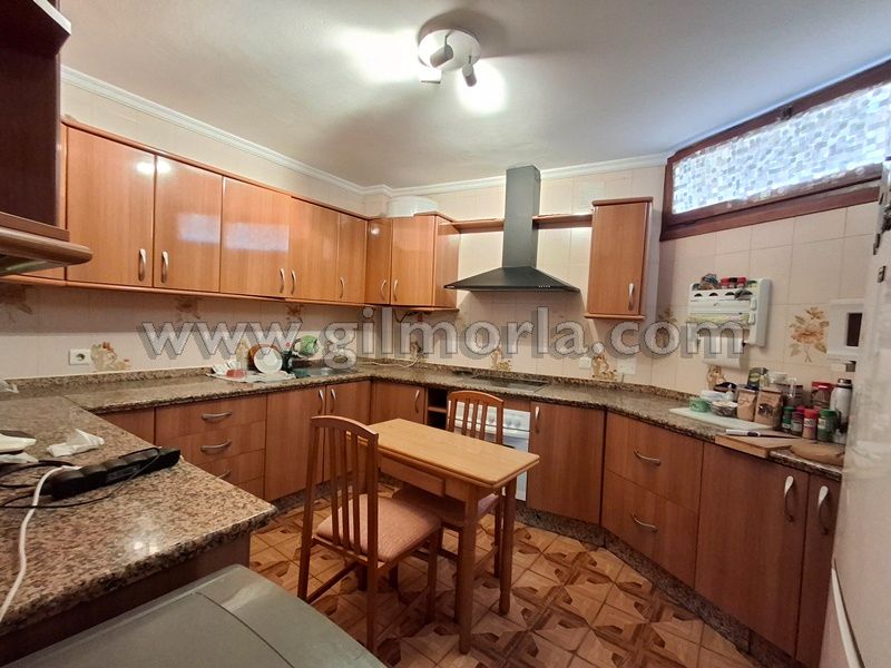 Cuina de Casa o xalet en venda en Vélez-Málaga amb Terrassa