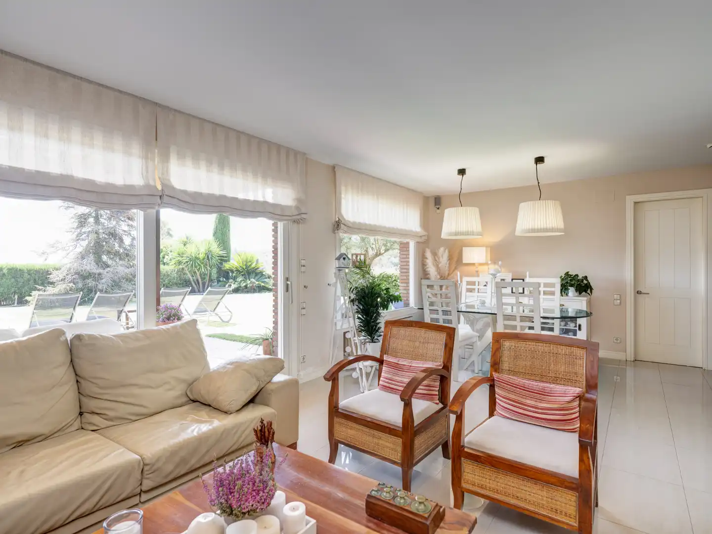 Living room of Houses for sale in Sant Andreu de Llavaneres  with Air Conditioner, Heating and Private garden