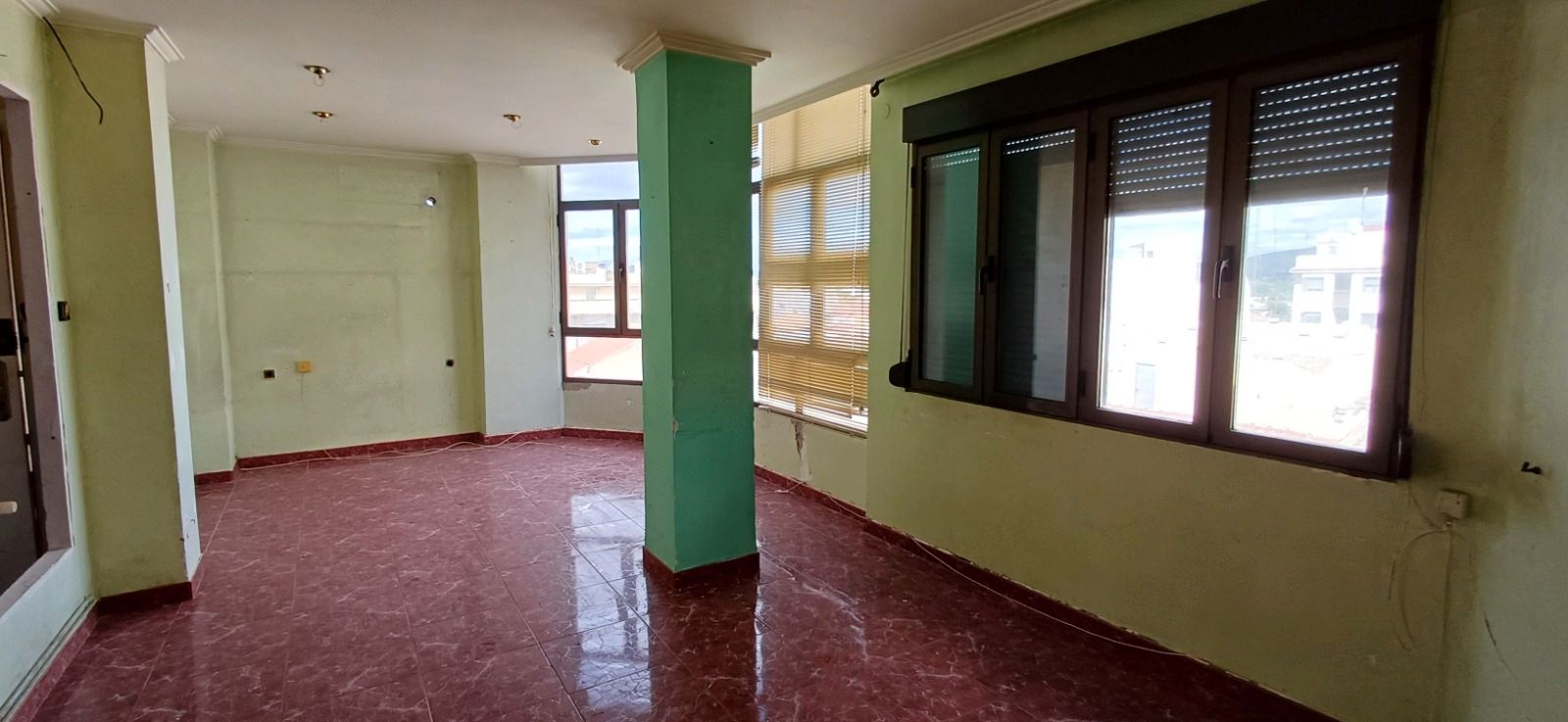 Flat for sale in Yecla