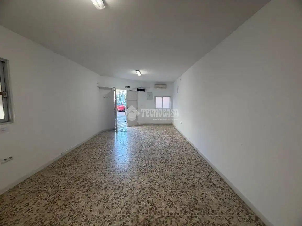 Local comercial de lloguer a La Banda - Campo de Fútbol, imagen 2