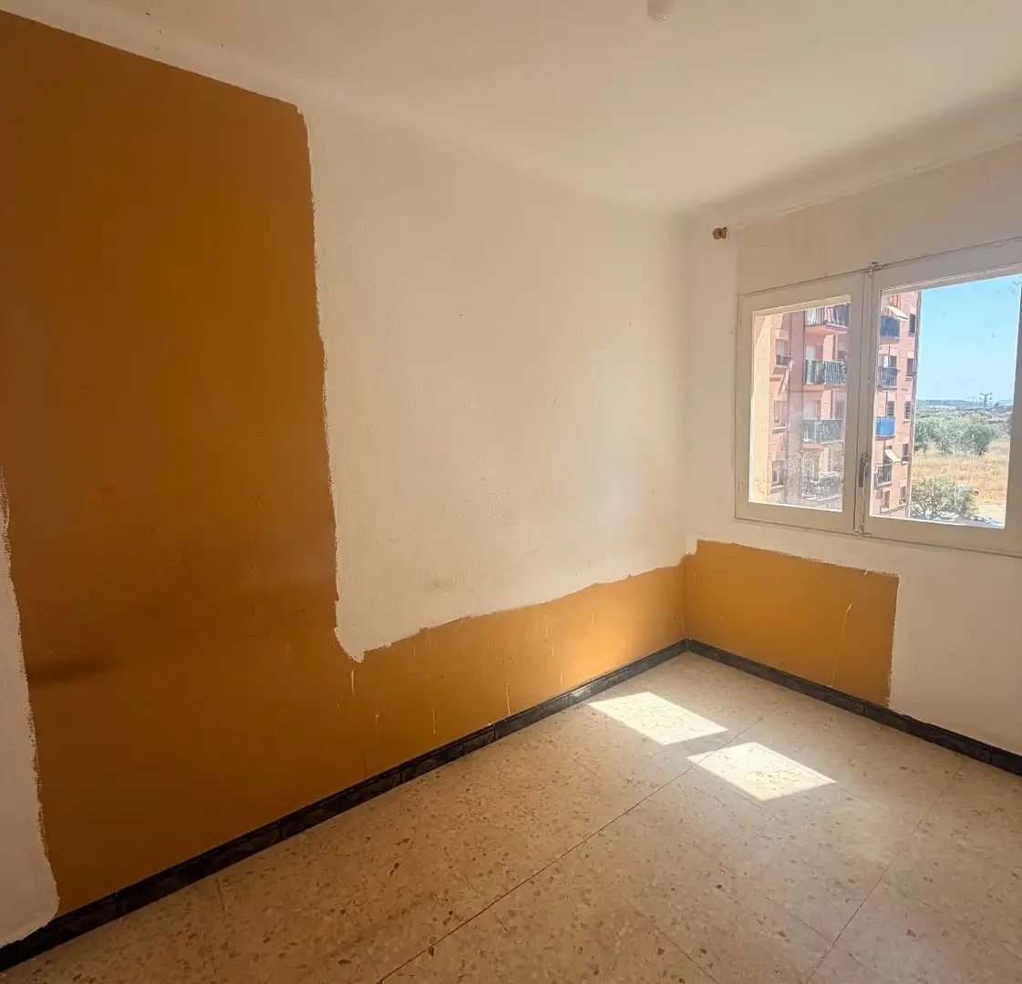 Habitación de Piso en venta en Terrassa con Alarma