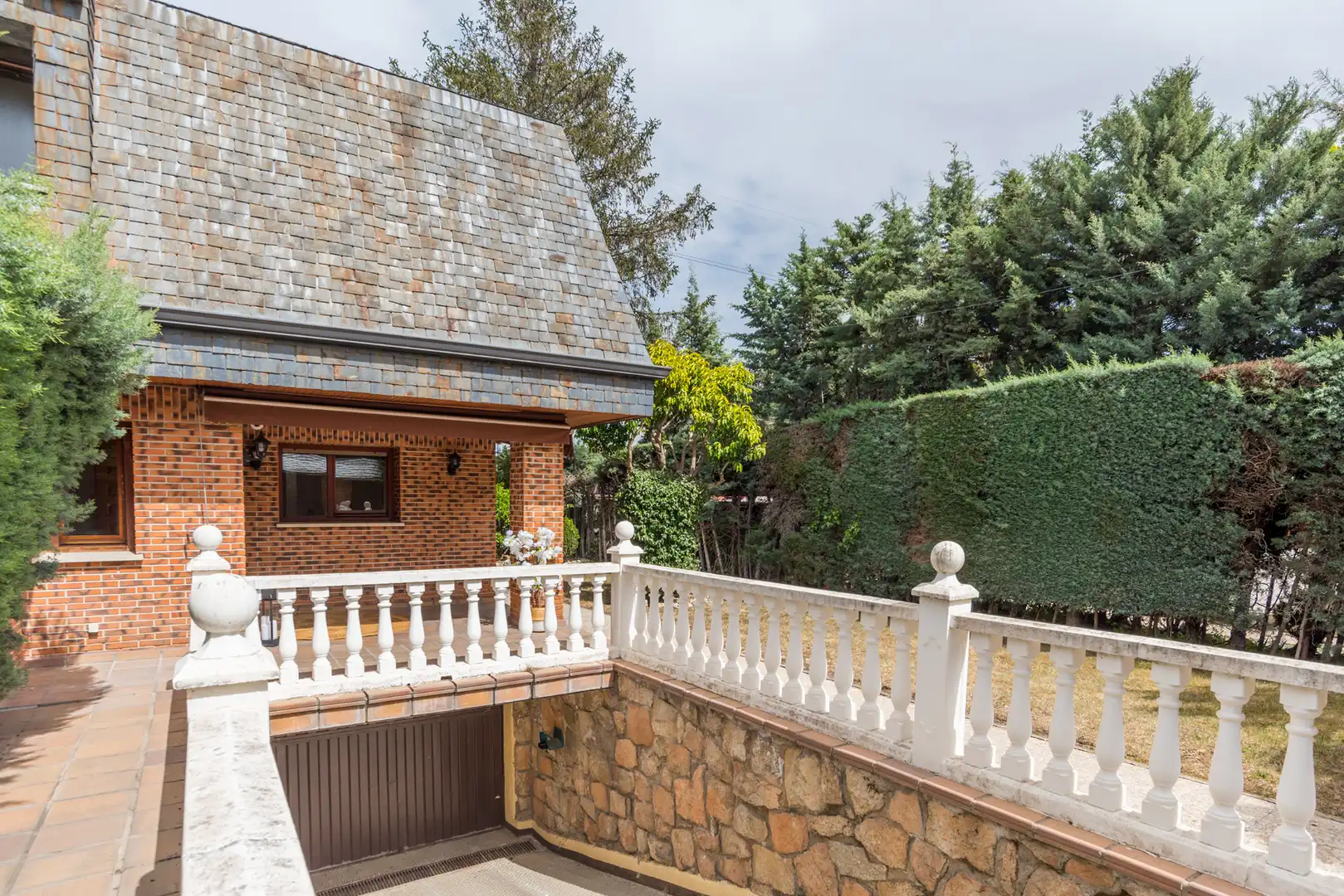 Terrace of Houses for sale in Pozuelo de Alarcón  with Air Conditioner, Heating and Private garden