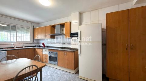 Foto 3 de Casa adosada en venda a Carrer Ermengardis, Les Roquetes, Barcelona