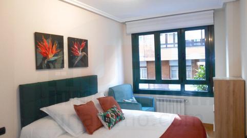 Photo 2 of Flat to rent in Calle Manuel Pedregal, Salesas - Foncalada - Campoamor, Oviedo