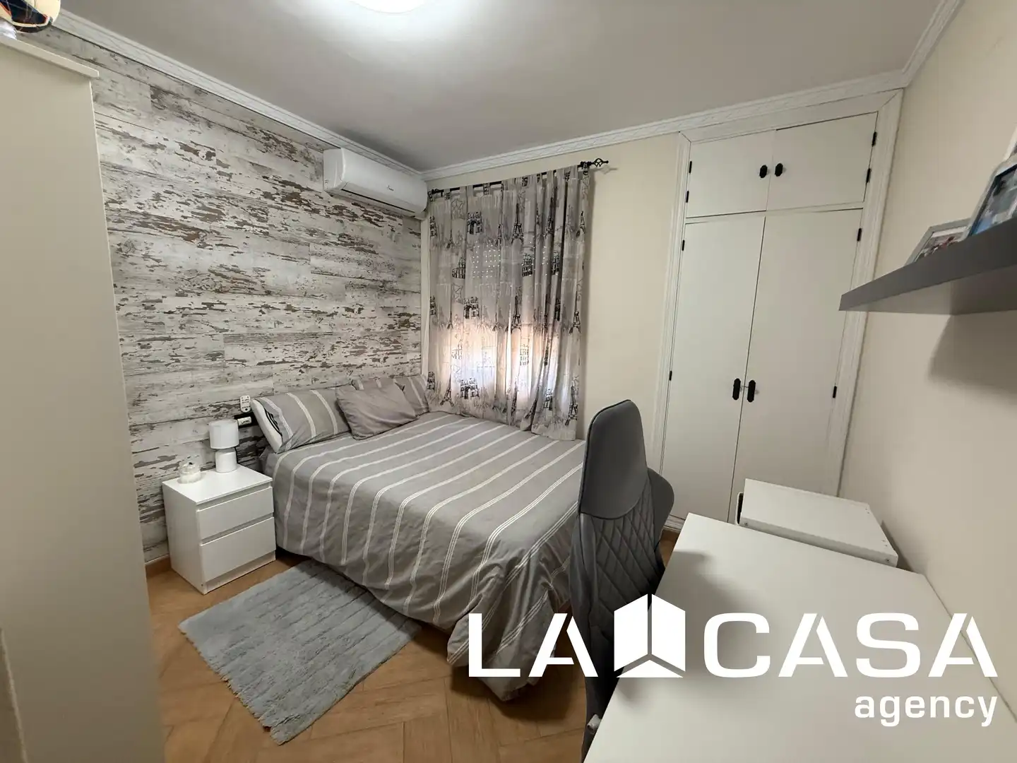 Bedroom of Detached homes for sale in Dos Hermanas  with Air Conditioner, Terrace and Storage room
