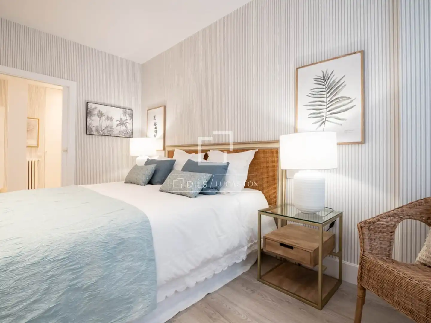 Bedroom of Flat for rent in Madrid  with Air Conditioner, Parquet flooring and Furnished