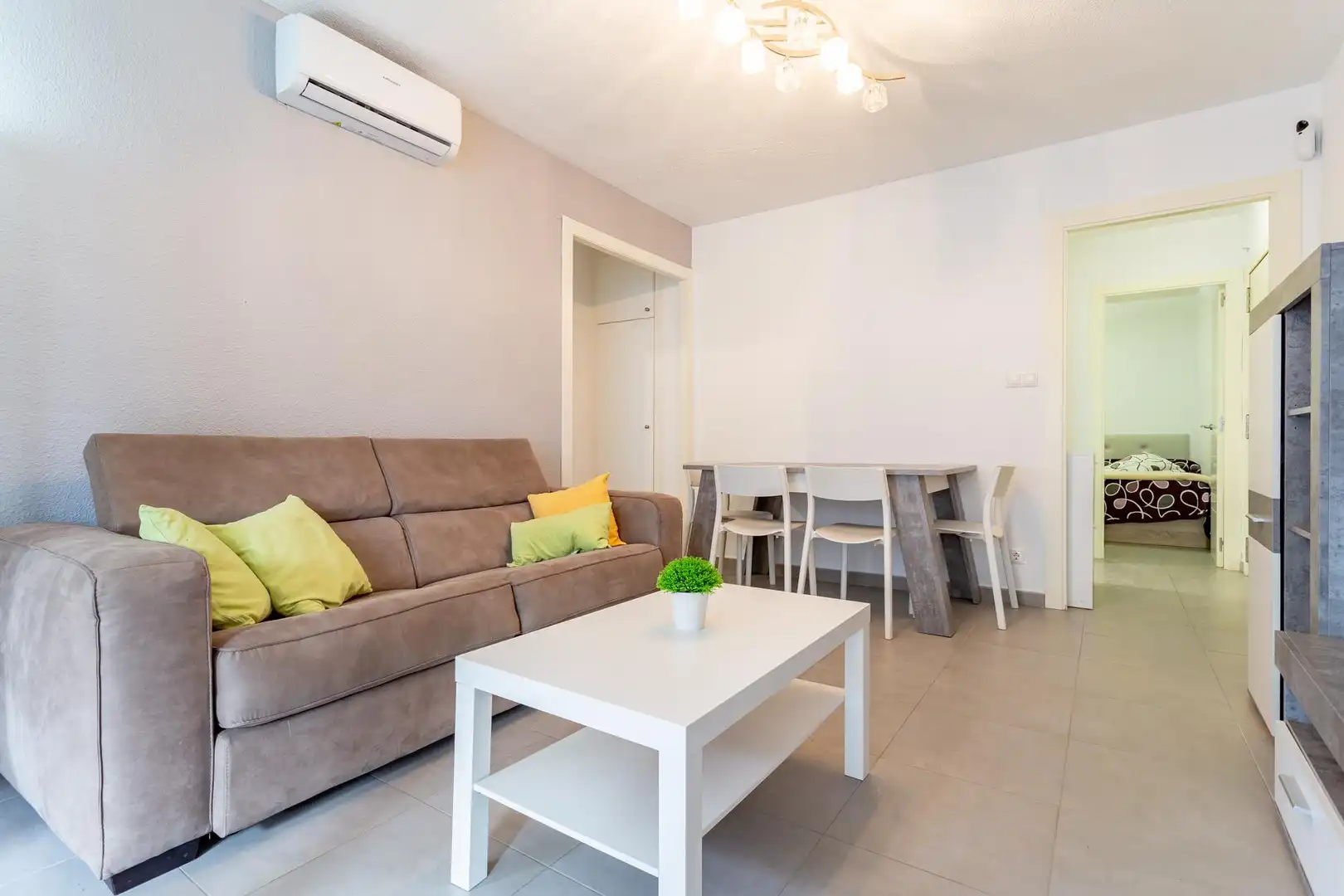 Mini appartamento con terrazza in vendita a Pla de Maset - Cap de Salou, imagen 5