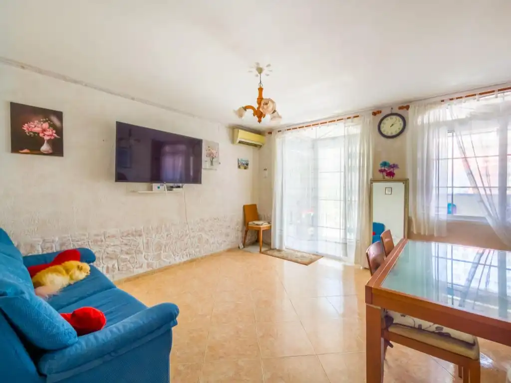 Wohnzimmer von Haus oder Chalet zum Verkauf in Torrevieja mit Klimaanlage, Privatgarten und Möbliert