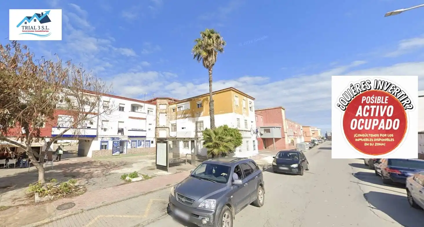 Vista exterior de Piso en venta en La Línea de la Concepción