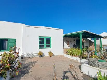 Exterior view of House or chalet for sale in Yaiza  with Private garden, Terrace and Storage room