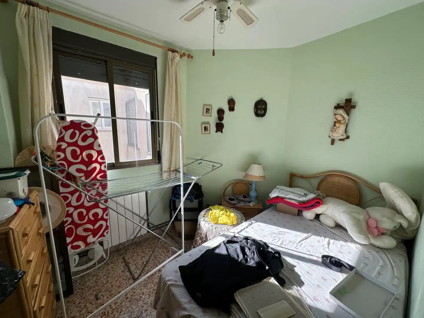 Schlafzimmer von Einfamilien-Reihenhaus zum Verkauf in Benicasim / Benicàssim mit Klimaanlage, Heizung und Terrasse