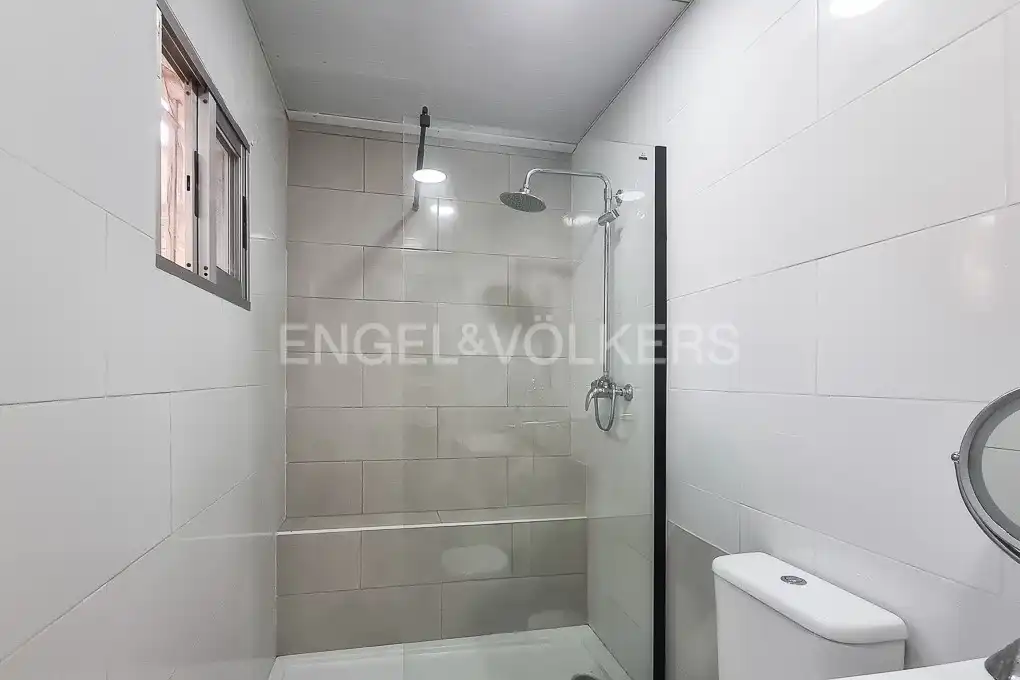 Baño de Casa o chalet de alquiler en Montserrat con Calefacción, Jacuzzi y Se aceptan mascotas