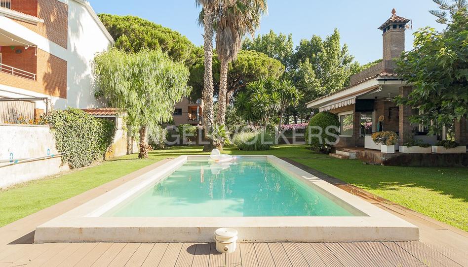 Foto 1 de Casa o xalet de lloguer a Granvia - Mar, Barcelona